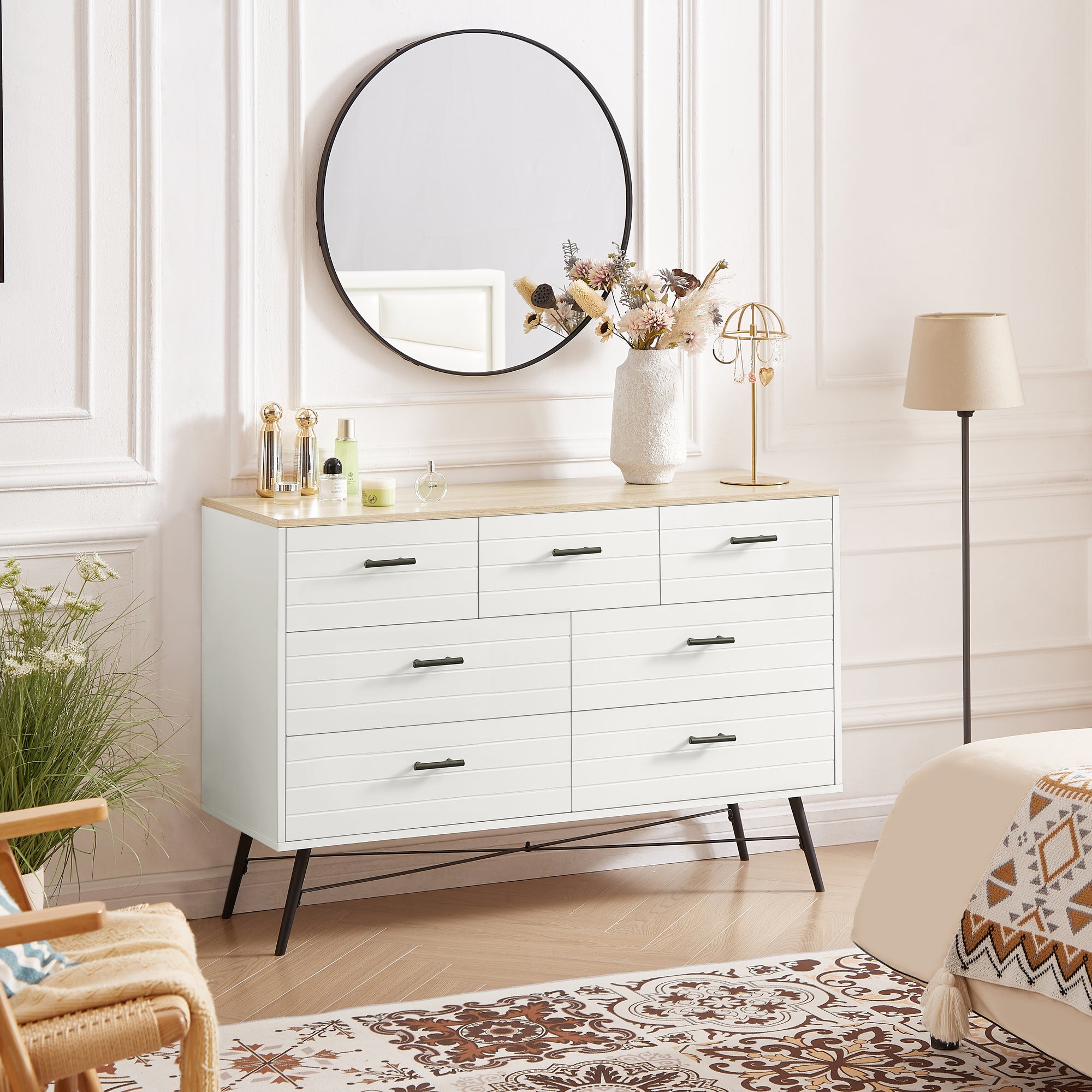 7 Drawer Dresser for Bedroom with Deep Drawers, Wood Dressers & Chest of Drawers, Modern White Long Dressers for Closet Living Room, 47.2